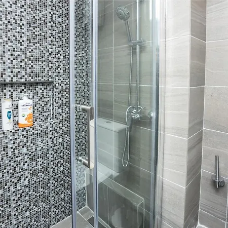 Ellmar - New & Modern In The Center Appartement Chalkís
