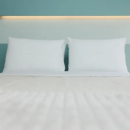 Ellmar - New & Modern In The Center Apartment *